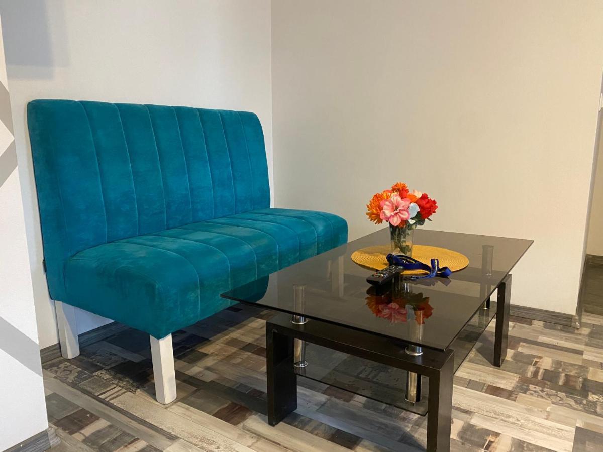 The Vintage - Wonderful Apartment In Best Location Craiova Extérieur photo