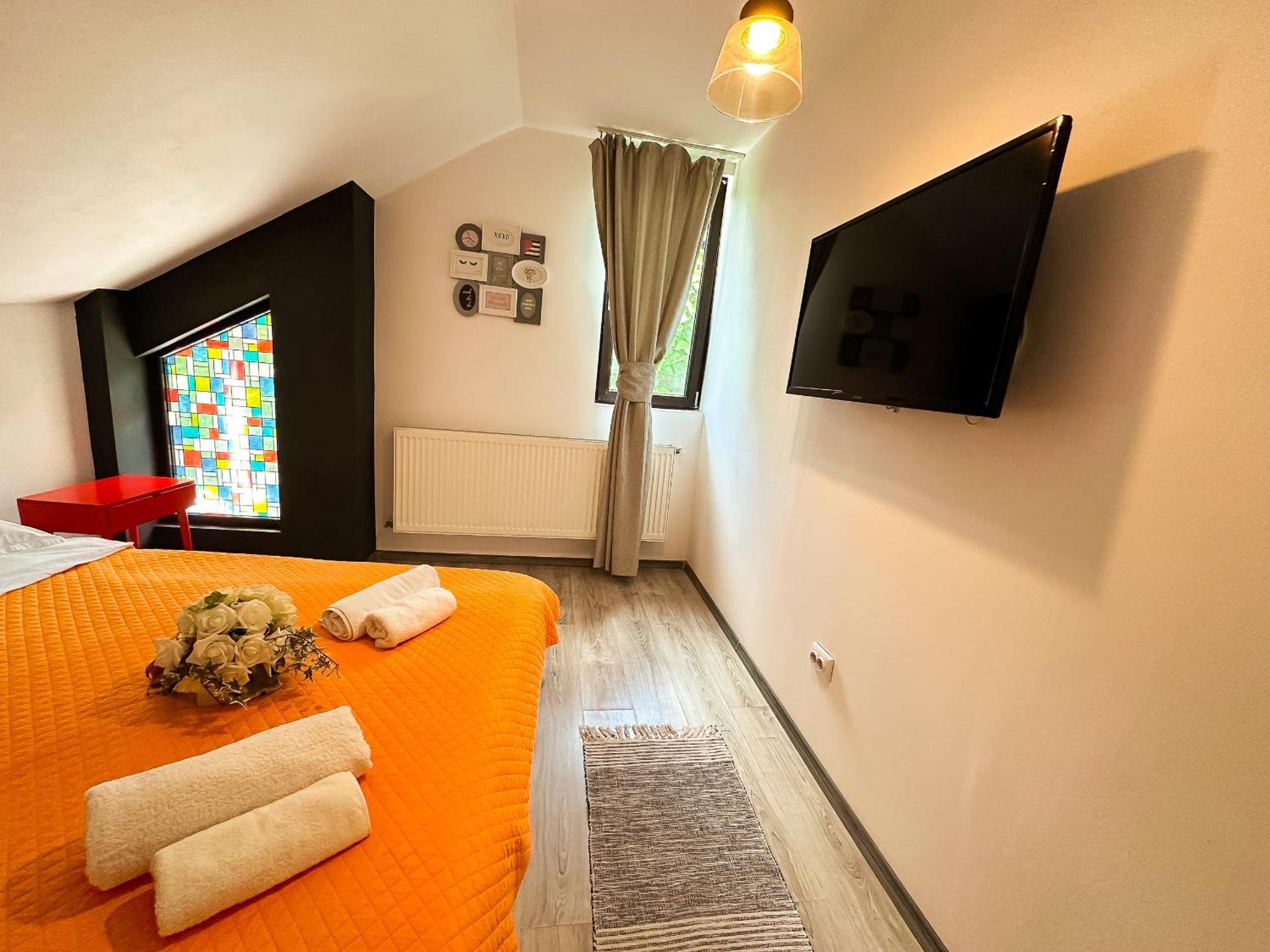 The Vintage - Wonderful Apartment In Best Location Craiova Extérieur photo